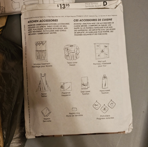 McCall's Home Decorating Redwork An American Tradition Sewing Patterns 3068 - Picture 2 of 2